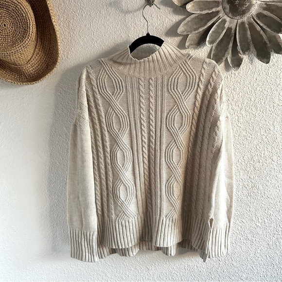 Sanctuary off white mock neck sweater - Picture 4 of 8